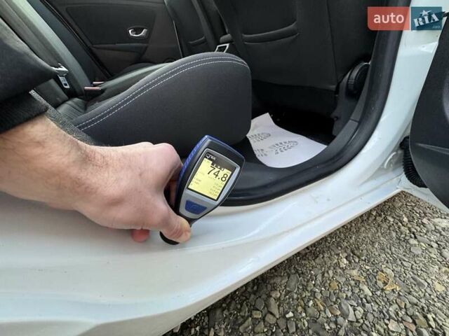 Білий Рено Меган, об'ємом двигуна 1.6 л та пробігом 252 тис. км за 7350 $, фото 87 на Automoto.ua