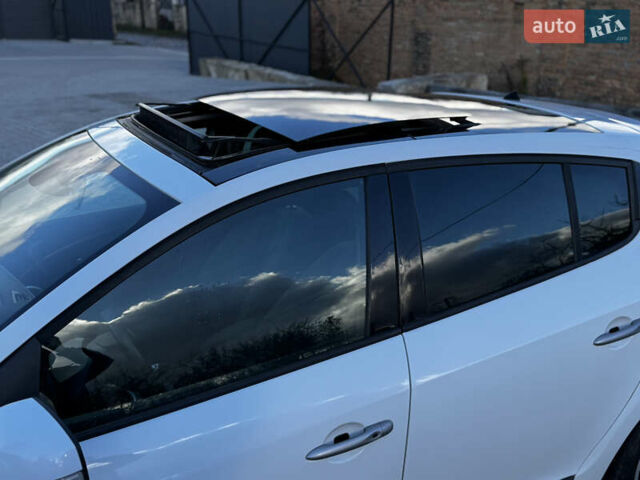 Білий Рено Меган, об'ємом двигуна 1.6 л та пробігом 233 тис. км за 5950 $, фото 21 на Automoto.ua