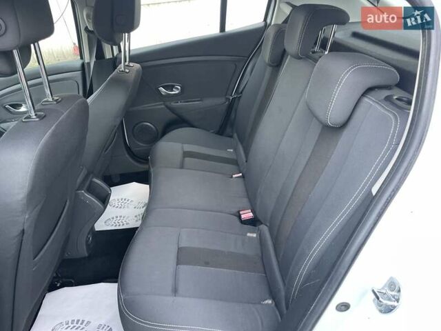 Білий Рено Меган, об'ємом двигуна 1.6 л та пробігом 252 тис. км за 7350 $, фото 42 на Automoto.ua