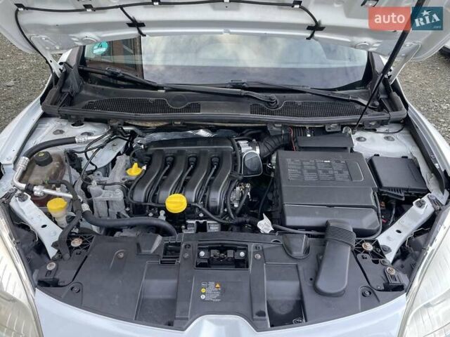 Білий Рено Меган, об'ємом двигуна 1.6 л та пробігом 252 тис. км за 7350 $, фото 23 на Automoto.ua