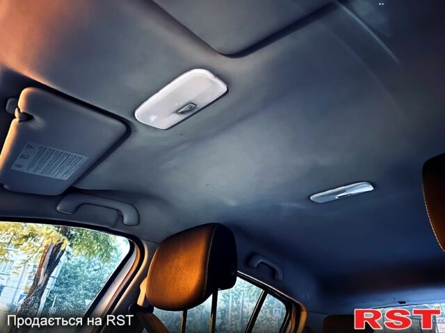 Белый Рено Меган, объемом двигателя 1.5 л и пробегом 294 тыс. км за 5300 $, фото 10 на Automoto.ua