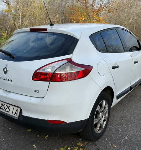 Белый Рено Меган, объемом двигателя 1.46 л и пробегом 320 тыс. км за 5700 $, фото 9 на Automoto.ua