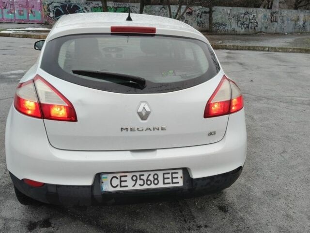 Белый Рено Меган, объемом двигателя 1.5 л и пробегом 310 тыс. км за 5300 $, фото 5 на Automoto.ua