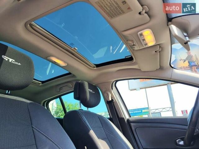 Белый Рено Меган, объемом двигателя 1.46 л и пробегом 280 тыс. км за 7300 $, фото 2 на Automoto.ua