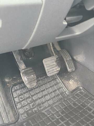 Білий Рено Меган, об'ємом двигуна 1.6 л та пробігом 215 тис. км за 5999 $, фото 52 на Automoto.ua