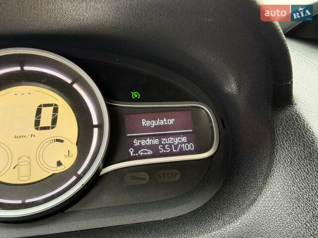 Рено Меган 2010 у Тернополі на Automoto.ua Білий Рено Меган, об'ємом двигуна 1.5 л та пробігом 247 тис. км за 5433 $, фото 28 на Automoto.ua