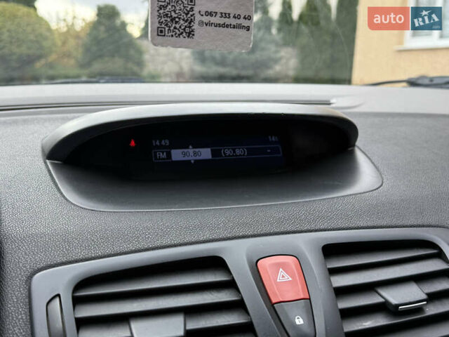 Белый Рено Меган, объемом двигателя 1.5 л и пробегом 247 тыс. км за 5433 $, фото 30 на Automoto.ua