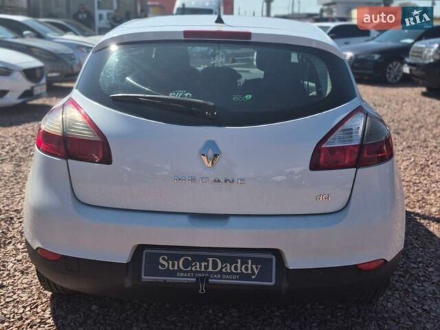 Белый Рено Меган, объемом двигателя 1.5 л и пробегом 242 тыс. км за 5999 $, фото 3 на Automoto.ua