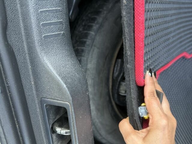 Белый Рено Меган, объемом двигателя 1.5 л и пробегом 171 тыс. км за 6000 $, фото 4 на Automoto.ua