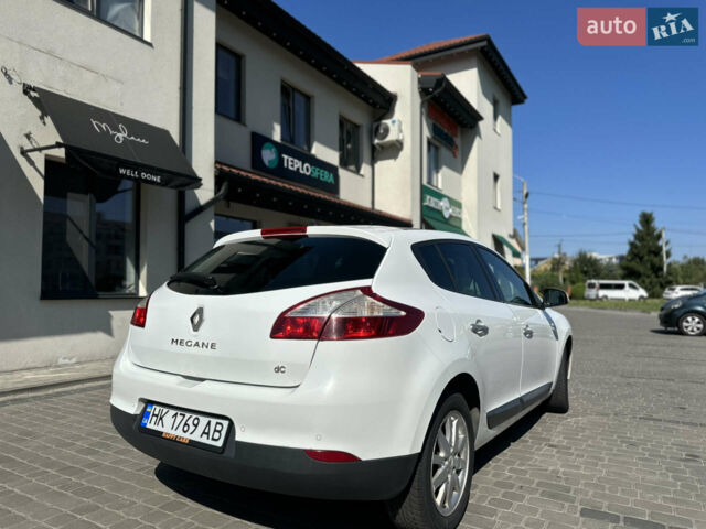 Белый Рено Меган, объемом двигателя 1.5 л и пробегом 398 тыс. км за 6000 $, фото 3 на Automoto.ua