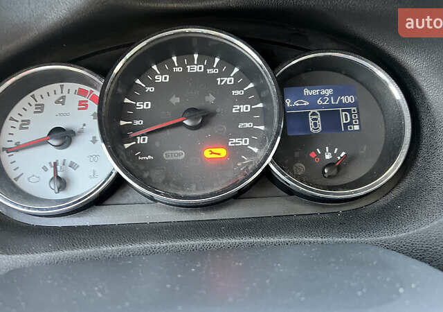 Білий Рено Меган, об'ємом двигуна 1.46 л та пробігом 287 тис. км за 6500 $, фото 3 на Automoto.ua