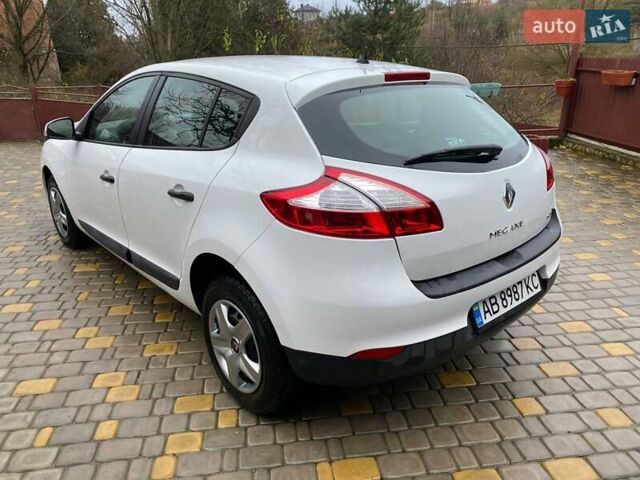 Белый Рено Меган, объемом двигателя 1.5 л и пробегом 210 тыс. км за 6450 $, фото 21 на Automoto.ua