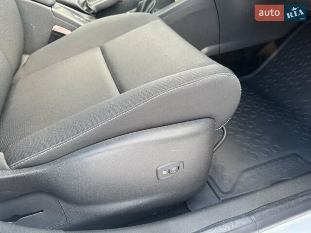 Білий Рено Меган, об'ємом двигуна 1.6 л та пробігом 139 тис. км за 7600 $, фото 28 на Automoto.ua