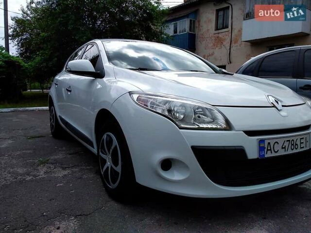 Белый Рено Меган, объемом двигателя 1.46 л и пробегом 191 тыс. км за 7300 $, фото 4 на Automoto.ua