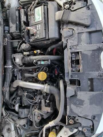 Білий Рено Меган, об'ємом двигуна 1.5 л та пробігом 311 тис. км за 6500 $, фото 9 на Automoto.ua