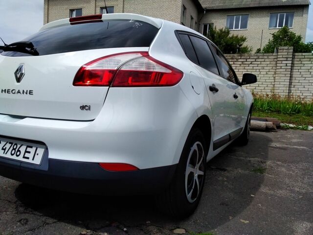 Білий Рено Меган, об'ємом двигуна 1.5 л та пробігом 191 тис. км за 6800 $, фото 3 на Automoto.ua