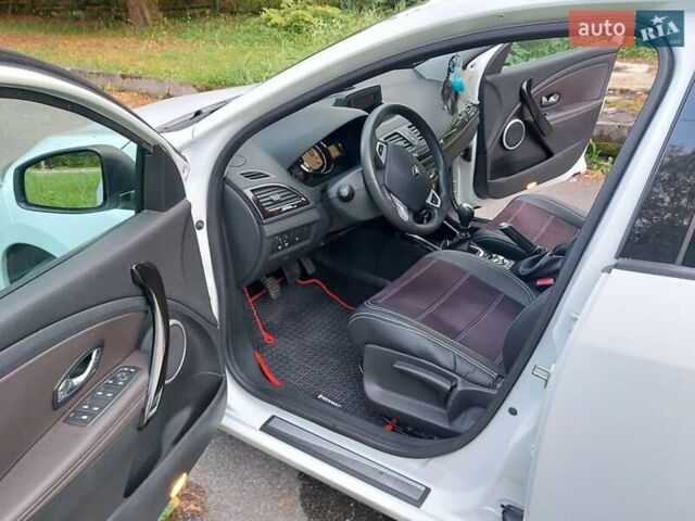 Білий Рено Меган, об'ємом двигуна 1.46 л та пробігом 163 тис. км за 7500 $, фото 8 на Automoto.ua