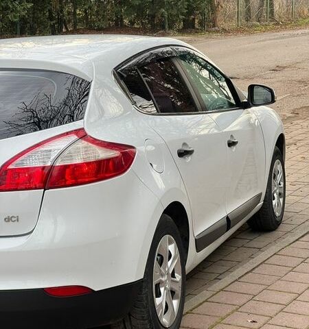 Белый Рено Меган, объемом двигателя 1.46 л и пробегом 200 тыс. км за 5900 $, фото 28 на Automoto.ua