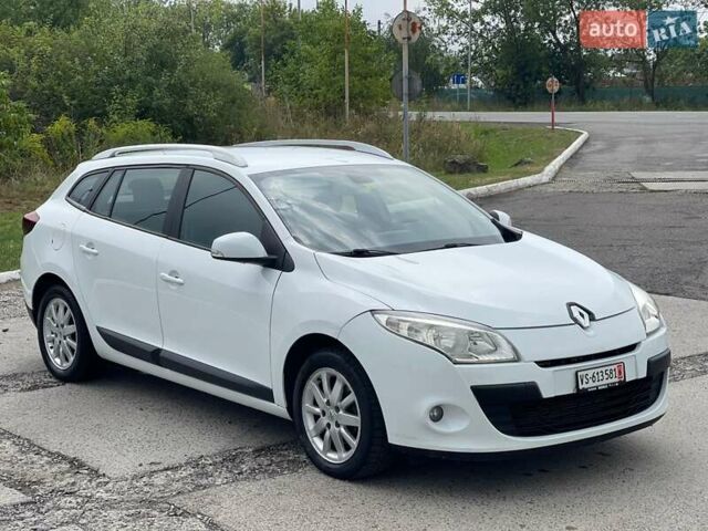 Белый Рено Меган, объемом двигателя 1.5 л и пробегом 171 тыс. км за 7900 $, фото 2 на Automoto.ua