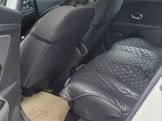 Білий Рено Меган, об'ємом двигуна 1.5 л та пробігом 269 тис. км за 5000 $, фото 5 на Automoto.ua