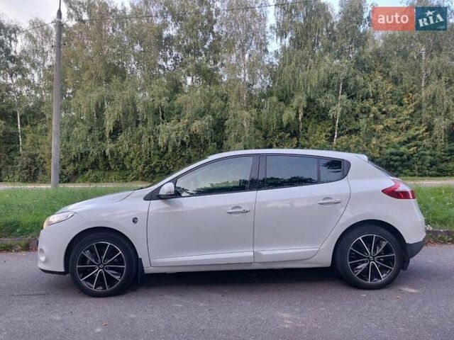 Білий Рено Меган, об'ємом двигуна 1.46 л та пробігом 163 тис. км за 7500 $, фото 25 на Automoto.ua