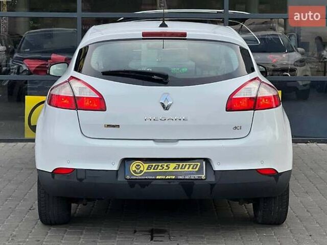Білий Рено Меган, об'ємом двигуна 1.46 л та пробігом 188 тис. км за 7700 $, фото 5 на Automoto.ua