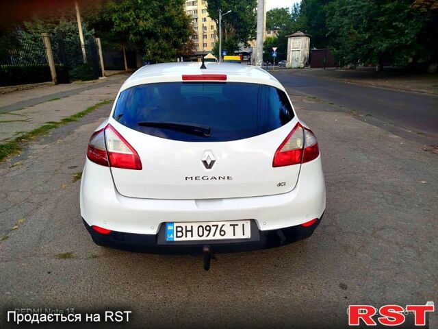Белый Рено Меган, объемом двигателя 1.5 л и пробегом 278 тыс. км за 5500 $, фото 4 на Automoto.ua