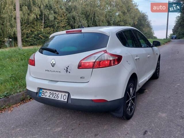 Білий Рено Меган, об'ємом двигуна 1.46 л та пробігом 163 тис. км за 7500 $, фото 24 на Automoto.ua