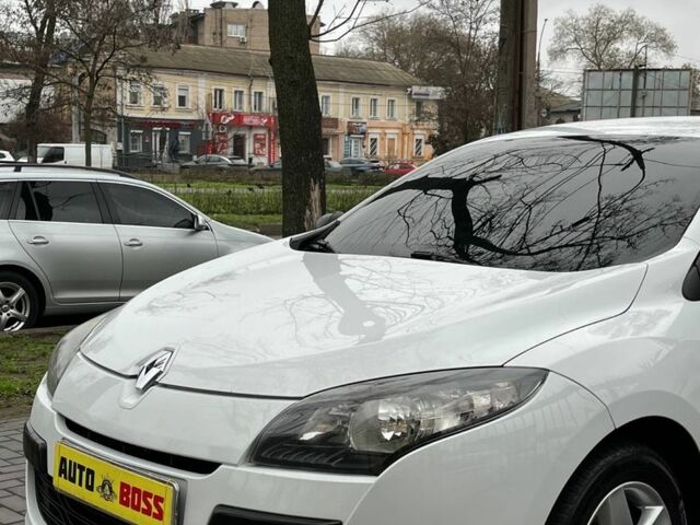 Білий Рено Меган, об'ємом двигуна 0 л та пробігом 190 тис. км за 6999 $, фото 7 на Automoto.ua