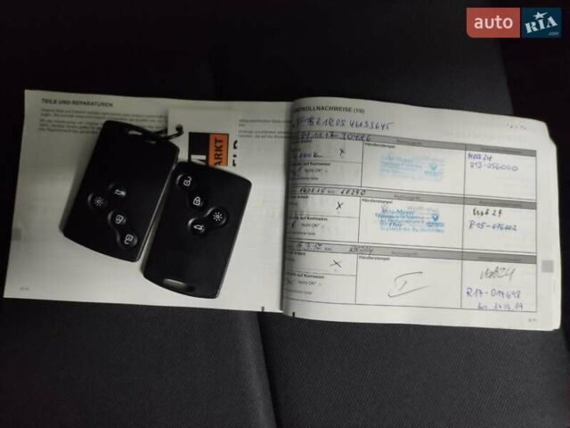 Белый Рено Меган, объемом двигателя 1.6 л и пробегом 168 тыс. км за 7500 $, фото 23 на Automoto.ua