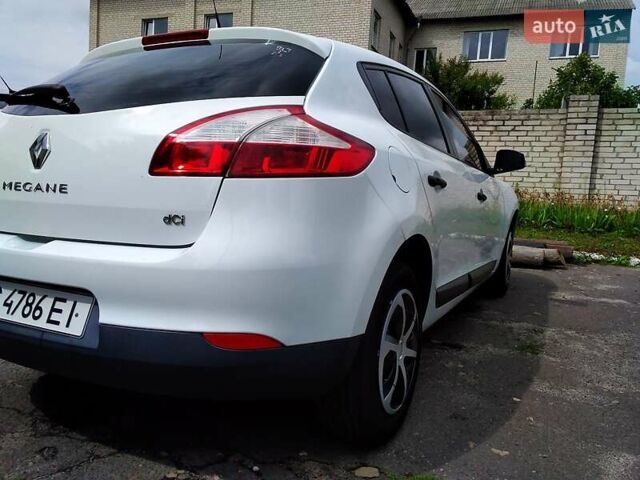 Белый Рено Меган, объемом двигателя 1.46 л и пробегом 191 тыс. км за 7300 $, фото 5 на Automoto.ua