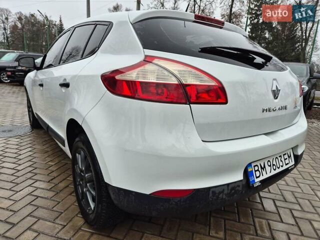 Белый Рено Меган, объемом двигателя 1.6 л и пробегом 175 тыс. км за 7800 $, фото 8 на Automoto.ua
