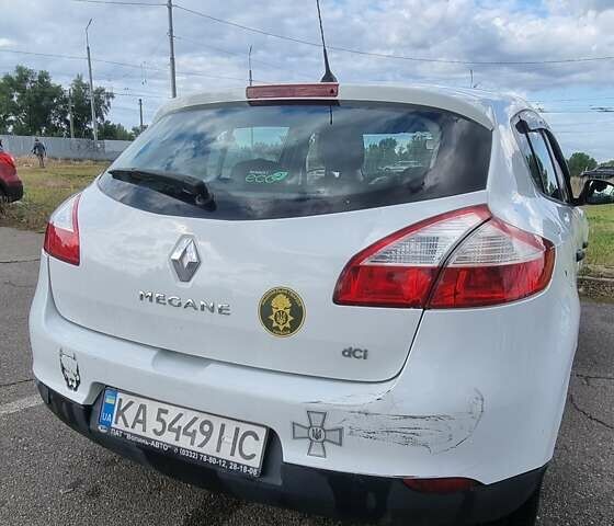 Білий Рено Меган, об'ємом двигуна 1.5 л та пробігом 311 тис. км за 6500 $, фото 1 на Automoto.ua