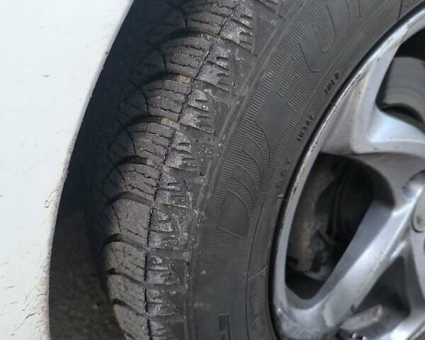 Белый Рено Меган, объемом двигателя 1.5 л и пробегом 277 тыс. км за 5400 $, фото 15 на Automoto.ua