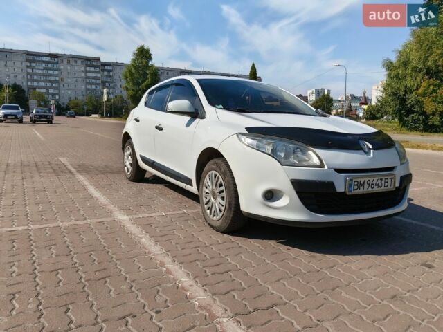 Білий Рено Меган, об'ємом двигуна 1.46 л та пробігом 235 тис. км за 6450 $, фото 1 на Automoto.ua