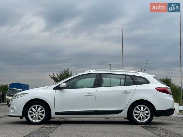 Белый Рено Меган, объемом двигателя 1.5 л и пробегом 171 тыс. км за 7900 $, фото 8 на Automoto.ua
