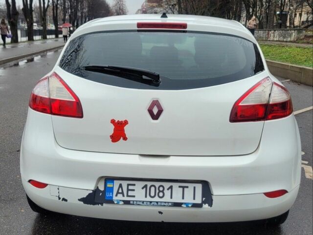 Білий Рено Меган, об'ємом двигуна 1.5 л та пробігом 269 тис. км за 5000 $, фото 8 на Automoto.ua