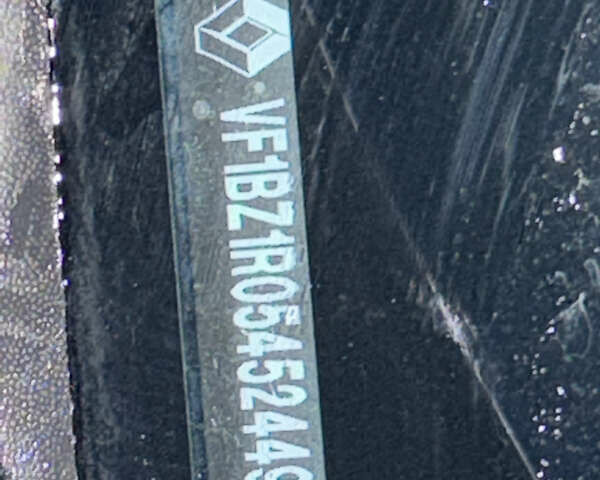 Белый Рено Меган, объемом двигателя 1.6 л и пробегом 198 тыс. км за 6200 $, фото 22 на Automoto.ua