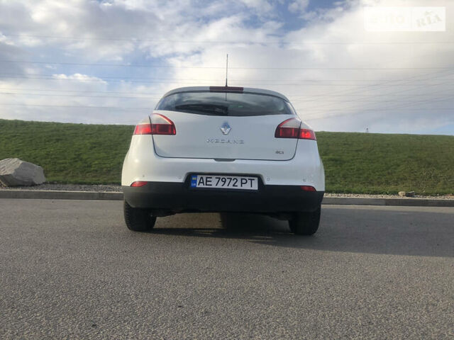 Білий Рено Меган, об'ємом двигуна 1.5 л та пробігом 312 тис. км за 7572 $, фото 18 на Automoto.ua