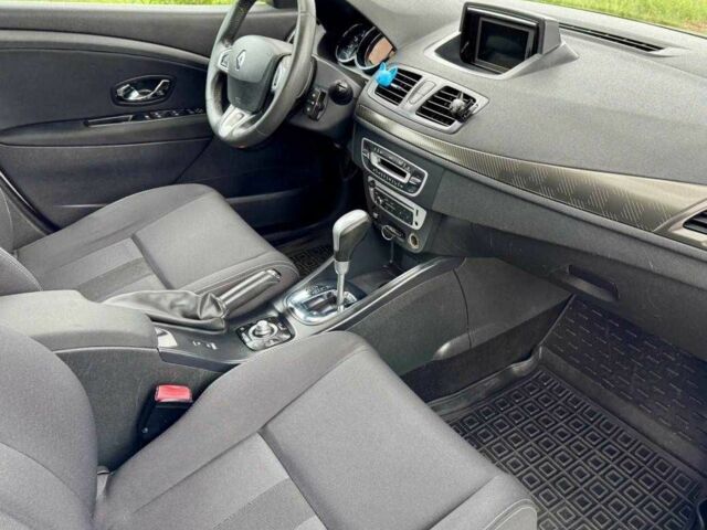 Білий Рено Меган, об'ємом двигуна 1.5 л та пробігом 290 тис. км за 6500 $, фото 7 на Automoto.ua