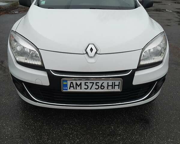 Білий Рено Меган, об'ємом двигуна 1.46 л та пробігом 247 тис. км за 6700 $, фото 6 на Automoto.ua