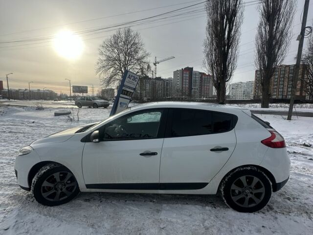 Білий Рено Меган, об'ємом двигуна 1.5 л та пробігом 281 тис. км за 5899 $, фото 2 на Automoto.ua