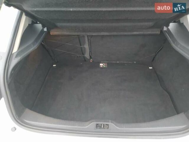 Білий Рено Меган, об'ємом двигуна 1.46 л та пробігом 247 тис. км за 6700 $, фото 9 на Automoto.ua