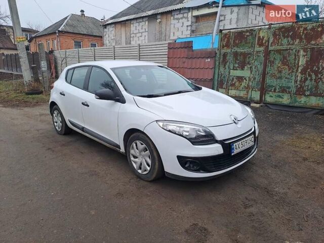 Белый Рено Меган, объемом двигателя 1.46 л и пробегом 349 тыс. км за 6300 $, фото 1 на Automoto.ua
