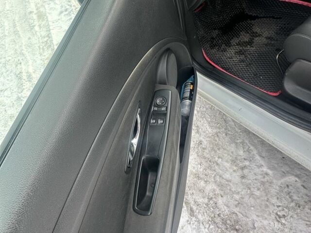 Білий Рено Меган, об'ємом двигуна 1.5 л та пробігом 281 тис. км за 5899 $, фото 8 на Automoto.ua