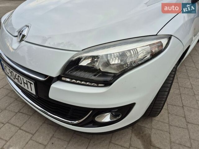 Білий Рено Меган, об'ємом двигуна 1.6 л та пробігом 245 тис. км за 7700 $, фото 13 на Automoto.ua