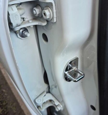 Білий Рено Меган, об'ємом двигуна 1.6 л та пробігом 245 тис. км за 7700 $, фото 29 на Automoto.ua