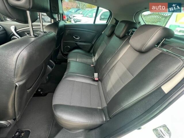 Білий Рено Меган, об'ємом двигуна 1.5 л та пробігом 26 тис. км за 6999 $, фото 15 на Automoto.ua