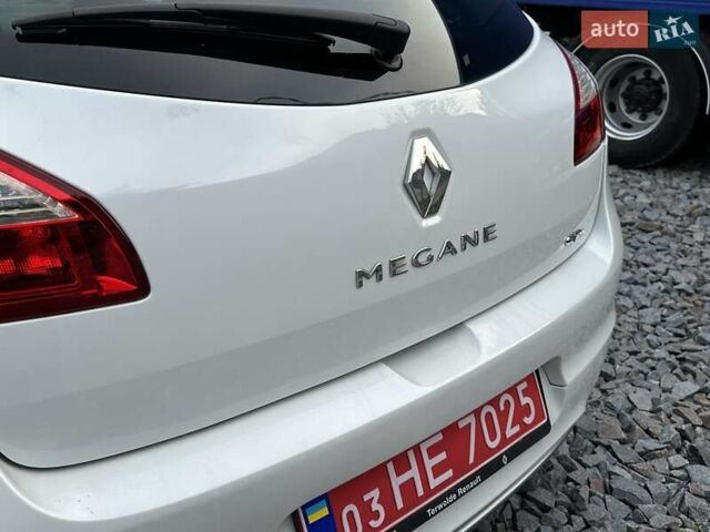 Білий Рено Меган, об'ємом двигуна 1.5 л та пробігом 194 тис. км за 10250 $, фото 28 на Automoto.ua