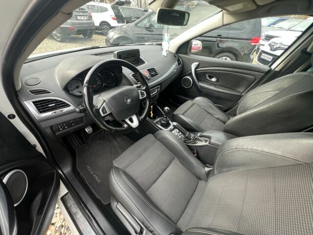 Білий Рено Меган, об'ємом двигуна 1.5 л та пробігом 231 тис. км за 7499 $, фото 15 на Automoto.ua